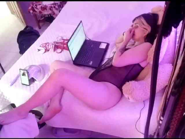 theplayful webcam
