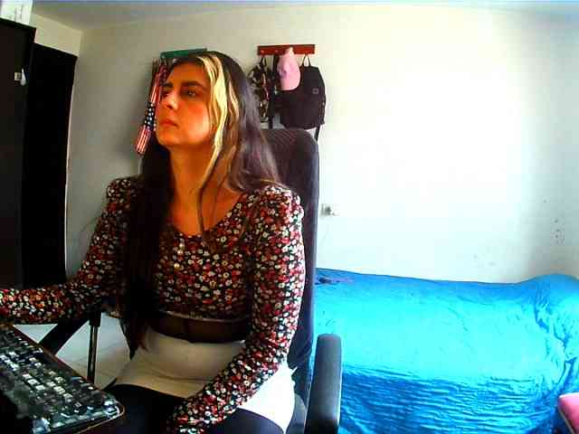 theplayful webcam