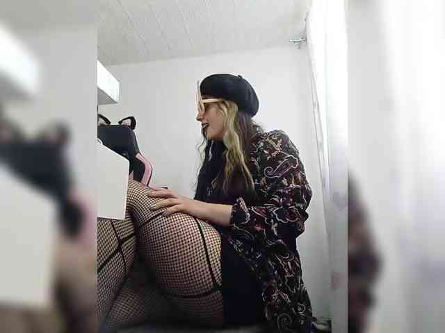 theplayful webcam