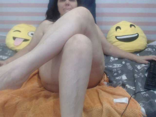 seductivedirt's BongaCams show and profile