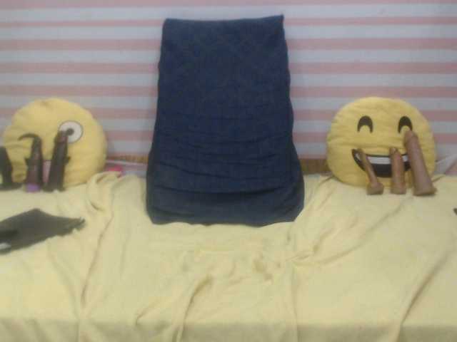 seductivedirt's BongaCams show and profile