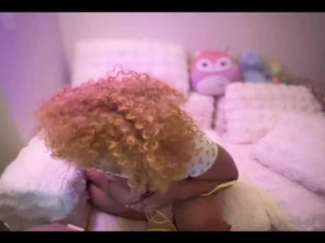 Marinaismad's BongaCams show and profile