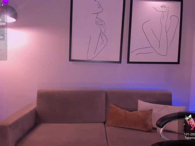 Watch MollySunders, she wants to masturbate for you MollySunders from BongaCams