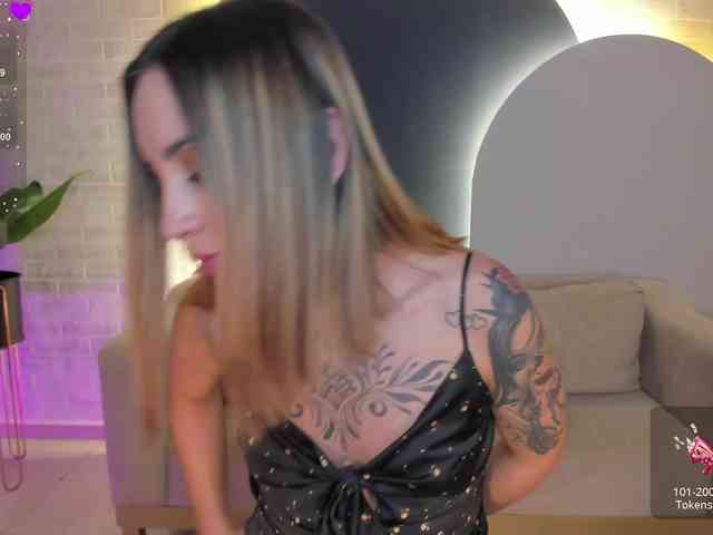 MollySunders webcam