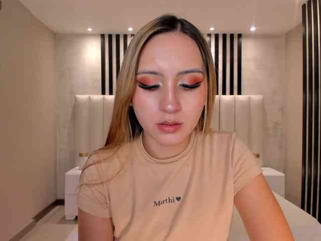 MollySunders webcam
