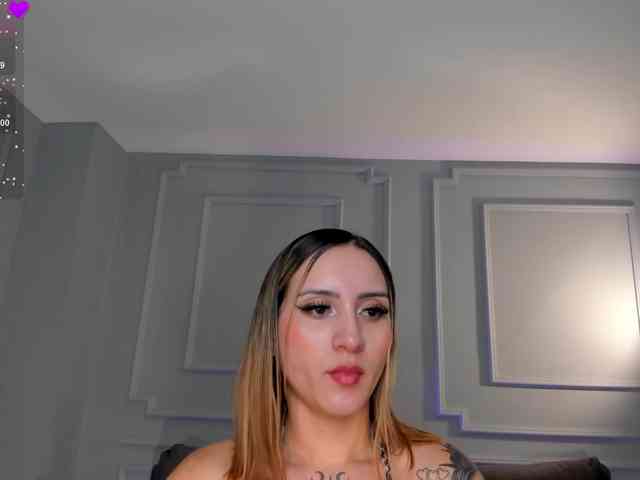 MollySunders webcam