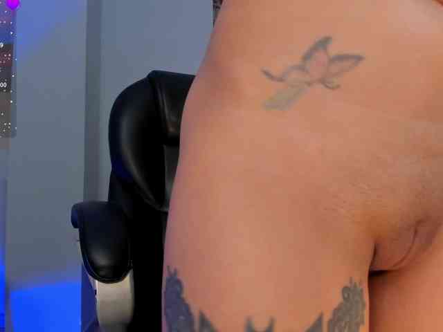 MollySunders webcam