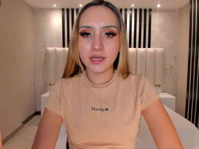 MollySunders webcam