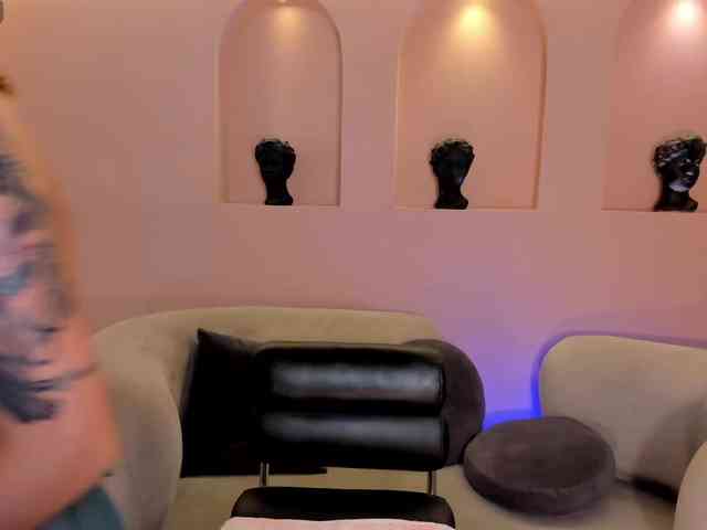 MollySunders webcam