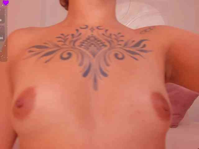 MollySunders webcam