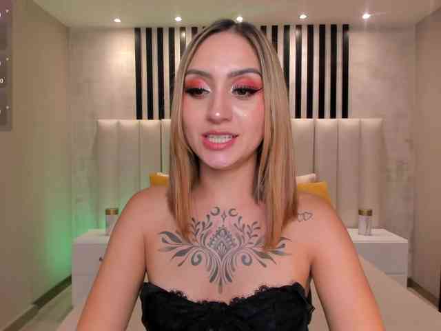 MollySunders webcam