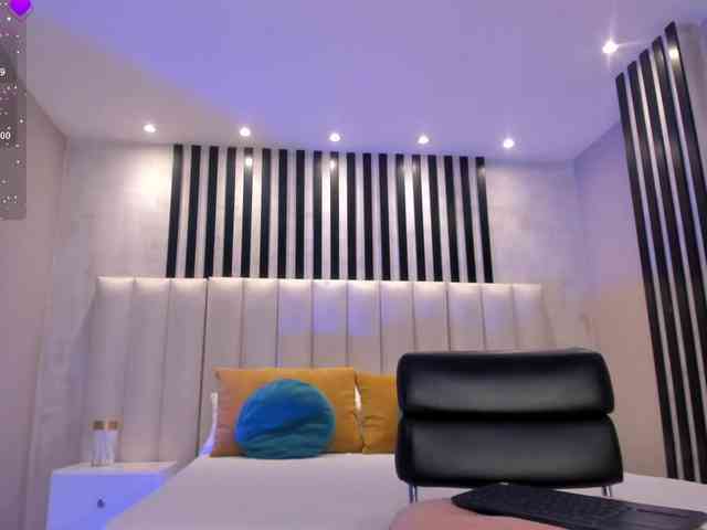 MollySunders webcam