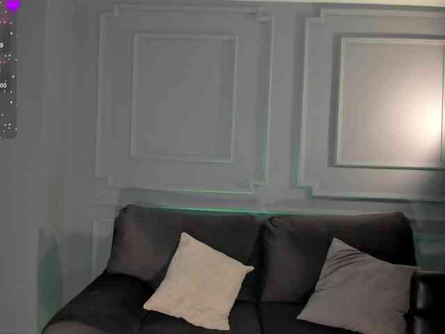 MollySunders webcam