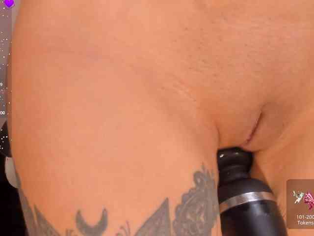 MollySunders webcam
