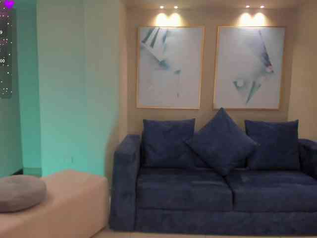 MollySunders webcam