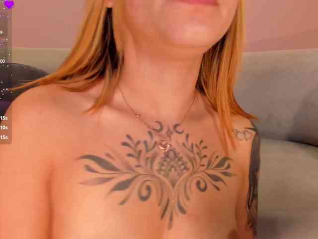 MollySunders webcam