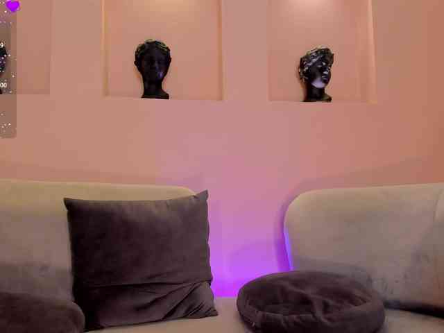MollySunders webcam
