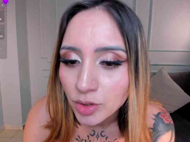 MollySunders webcam