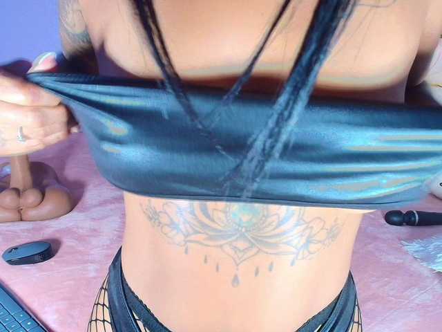 Julieth-Rossi webcam bongacams model stream image