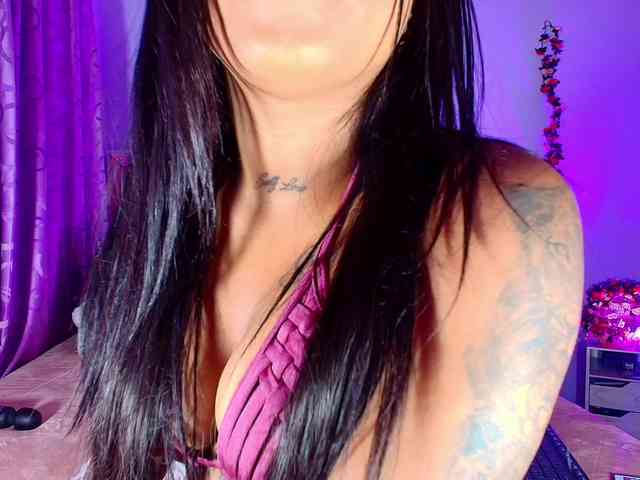 Julieth-Rossi's webcam live show