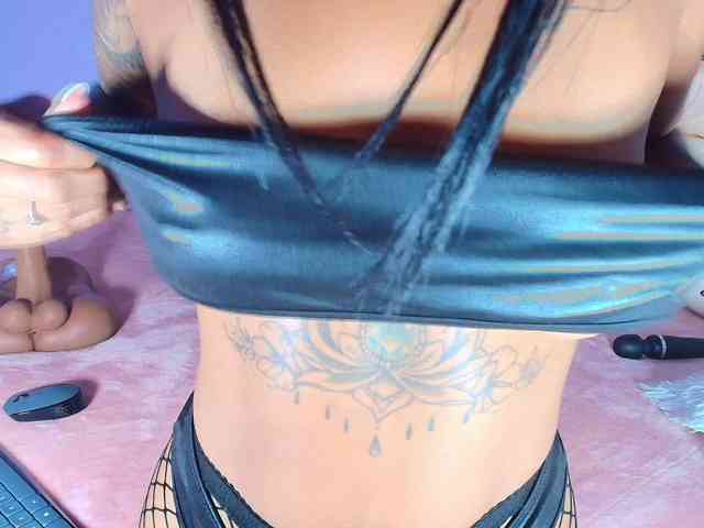 Julieth-Rossi webcam