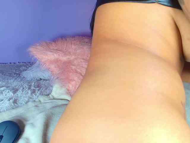 Julieth-Rossi webcam