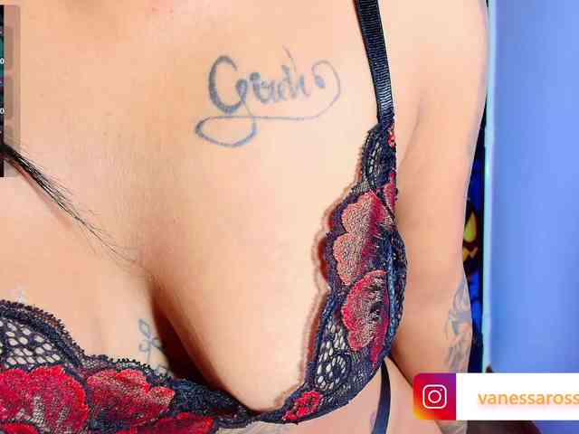 Julieth-Rossi webcam