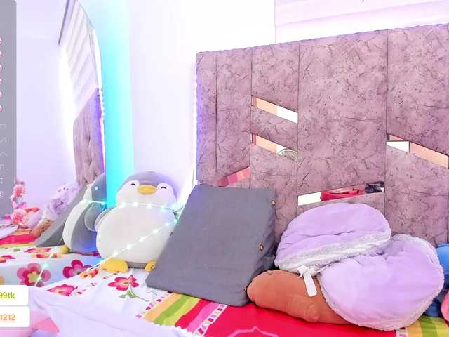 PaulinRoss's BongaCams show and profile