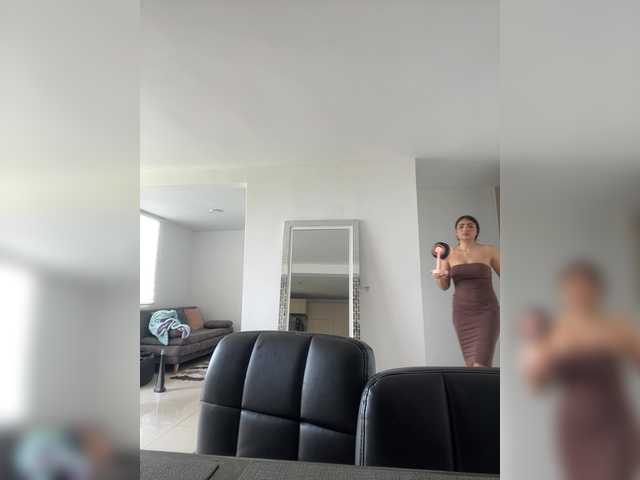 PaulinRoss's BongaCams show and profile