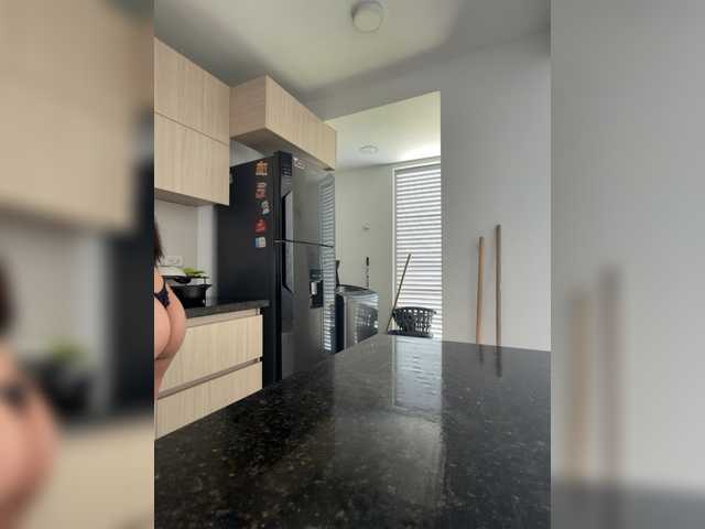 PaulinRoss's BongaCams show and profile