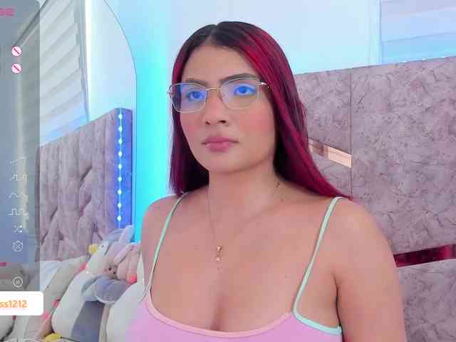 PaulinRoss webcam
