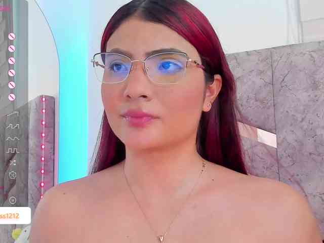 PaulinRoss webcam