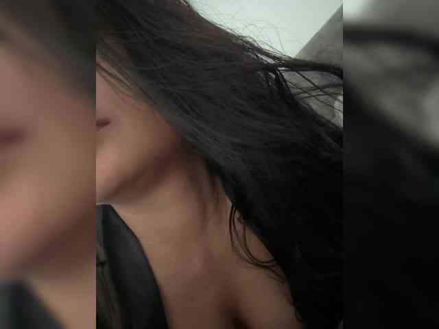 PaulinRoss's webcam live show