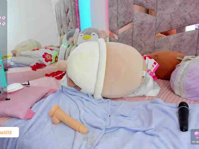 PaulinRoss webcam