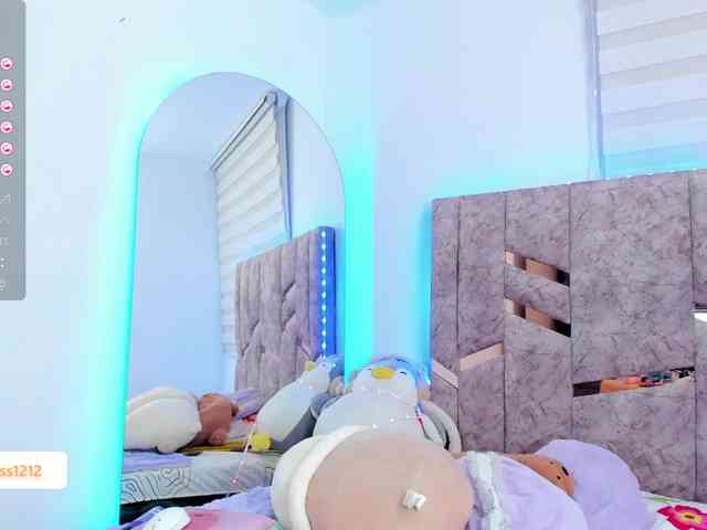 PaulinRoss webcam