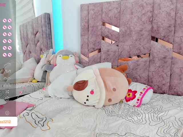 PaulinRoss webcam