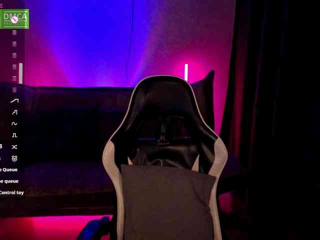 AliceFoXy webcam