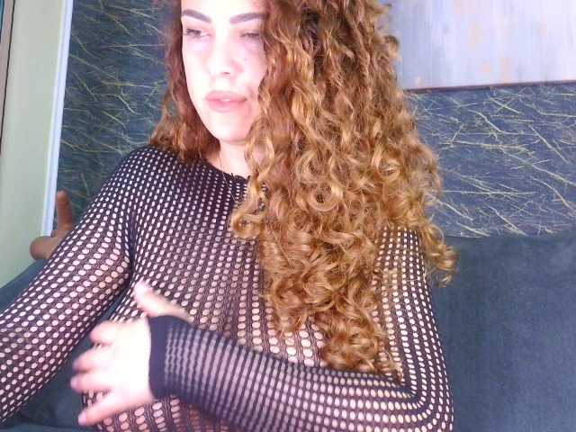 curlygirl35's BongaCams show and profile