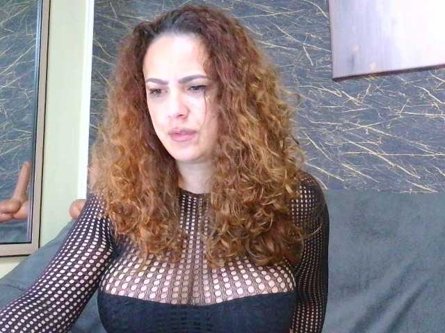 curlygirl35's BongaCams show and profile