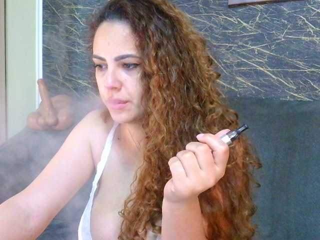 curlygirl35 Live Cam on BongaCams