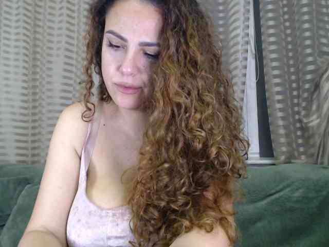 curlygirl35 curlygirl35