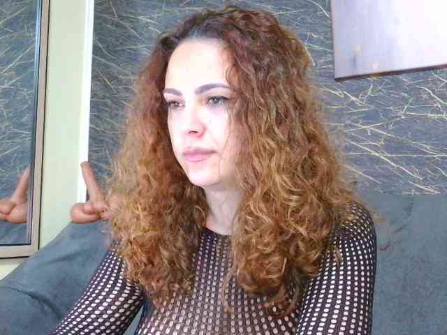 curlygirl35 curlygirl35