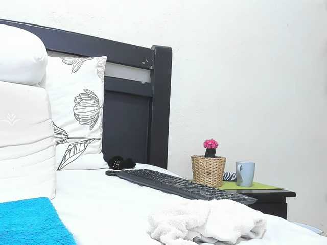 sexadiction-1's BongaCams show and profile