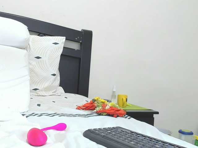 sexadiction-1's BongaCams show and profile