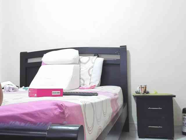 sexadiction-1 webcam