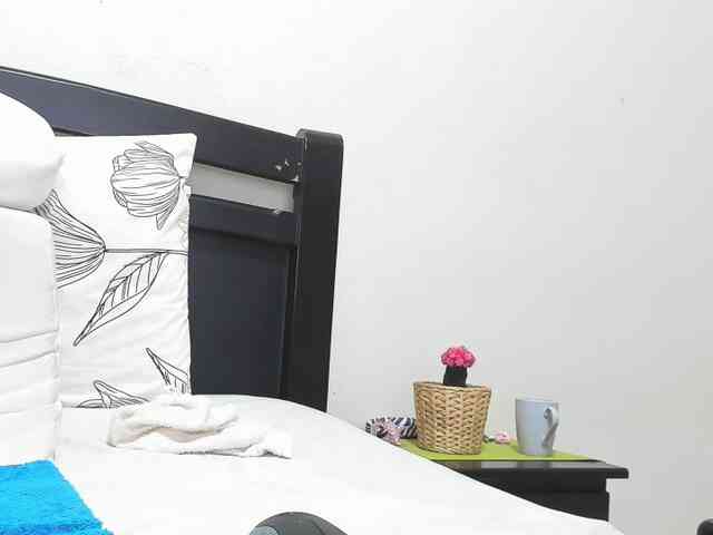 sexadiction-1 Live Webcam on BongaCams