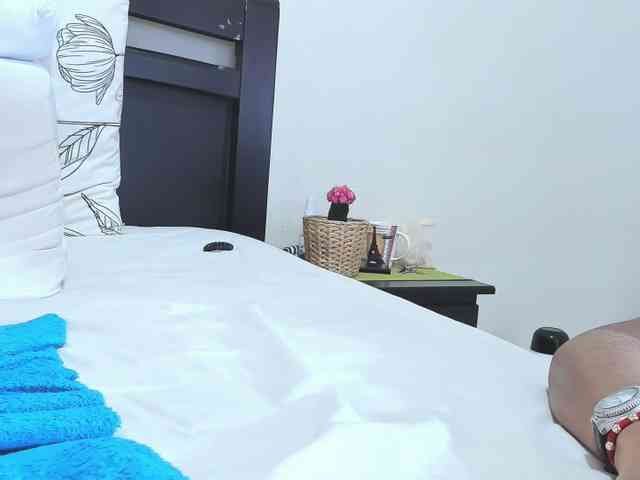 sexadiction-1 webcam