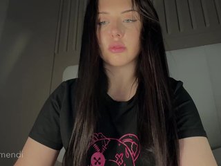 MENNDI Porn Show