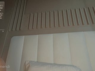 MENNDI Porn Show