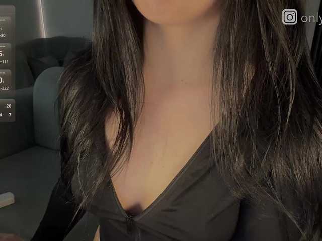 mendi-'s BongaCams show and profile